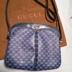 Authentic Gucci shoulder crossbody bag